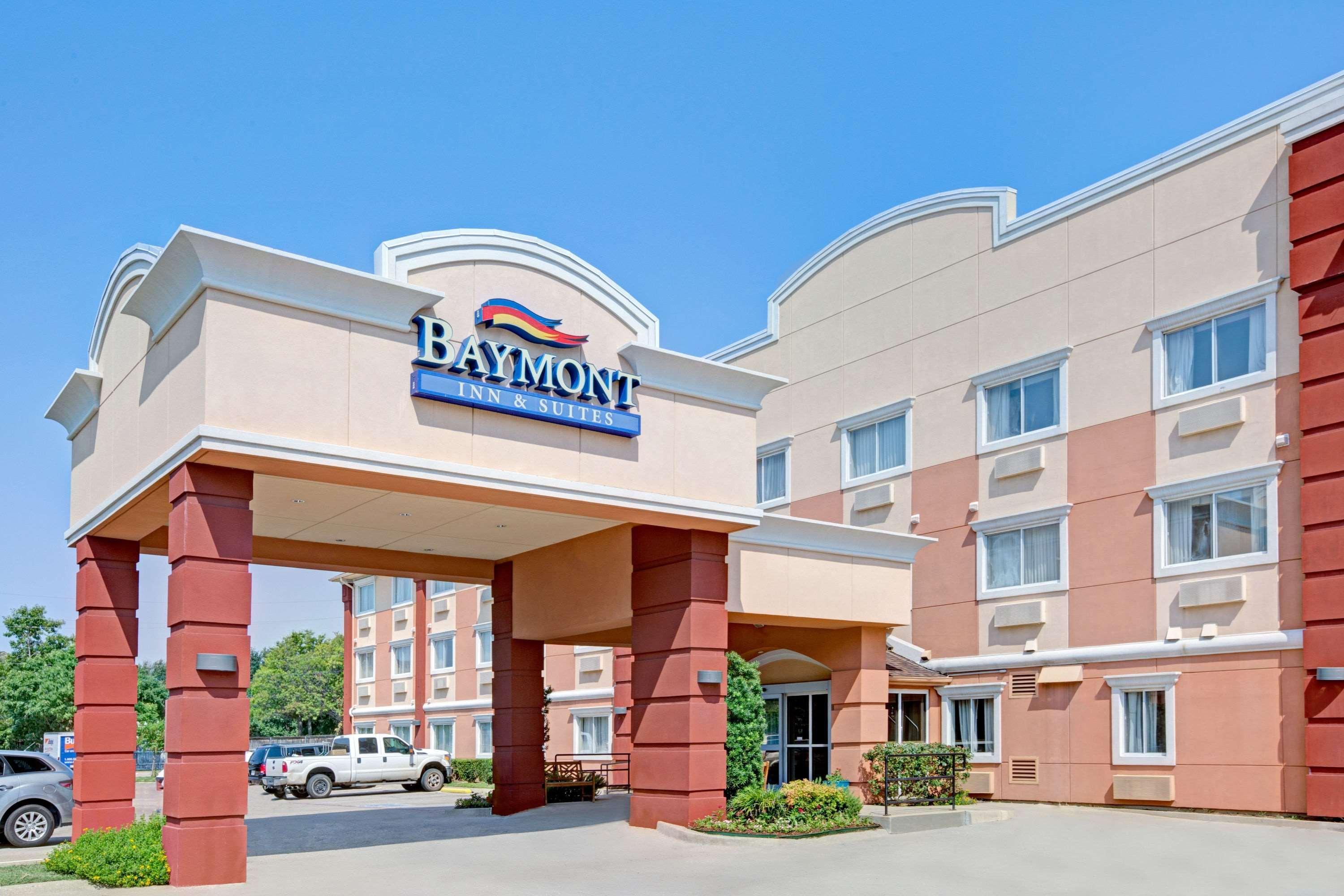 Baymont By Wyndham Dallas/ Love Field Eksteriør billede