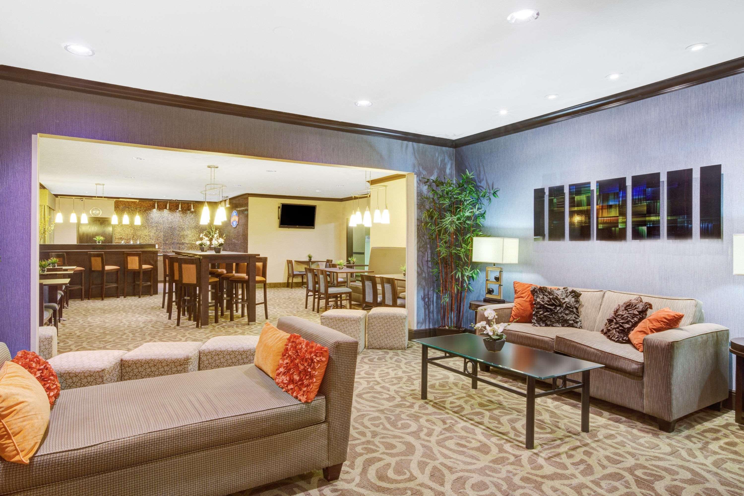 Baymont By Wyndham Dallas/ Love Field Eksteriør billede