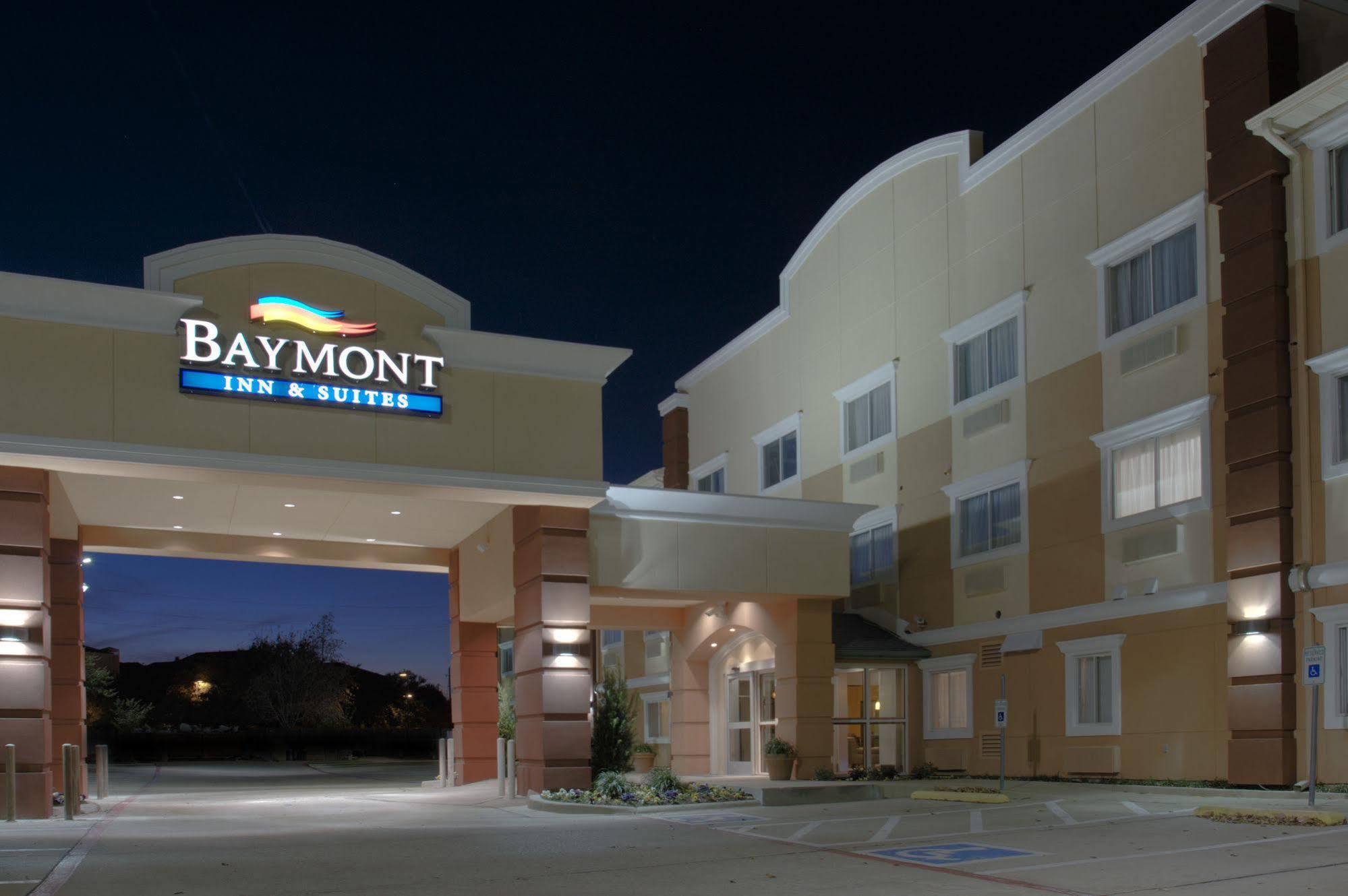 Baymont By Wyndham Dallas/ Love Field Eksteriør billede